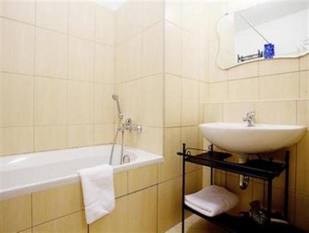 Apartment Smichov Prague Bilik gambar